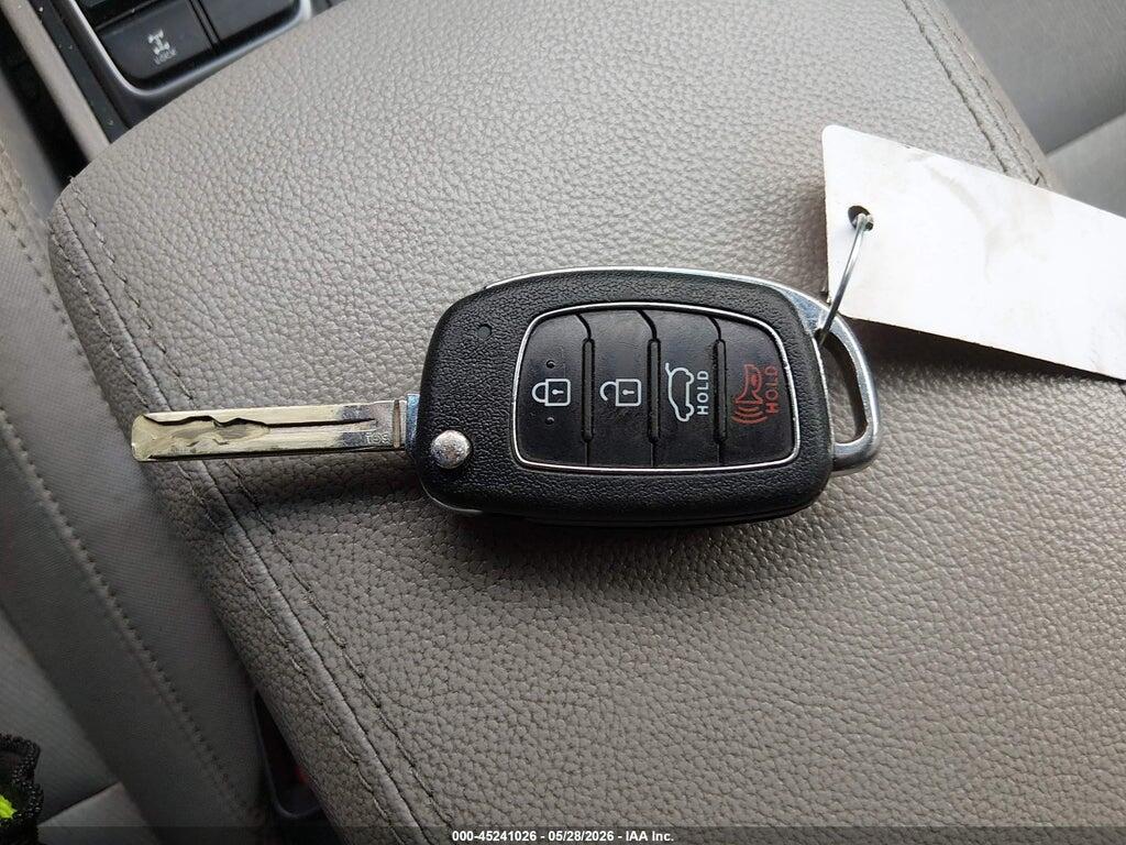 KM8J3CA42JU717259 2018 HYUNDAI TUCSON photo no. 11
