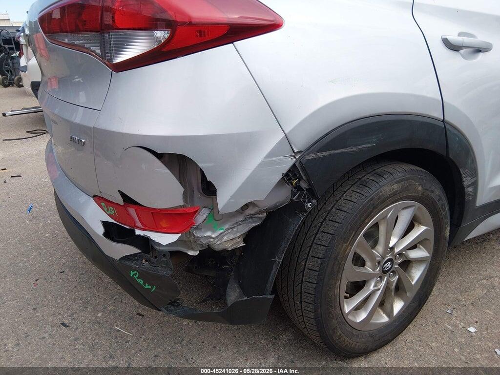 KM8J3CA42JU717259 2018 HYUNDAI TUCSON photo no. 12