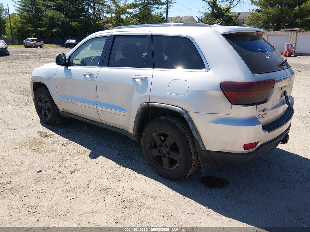 1J4RR4GG5BC519421 2011 JEEP GRAND CHEROKEE photo no. 3
