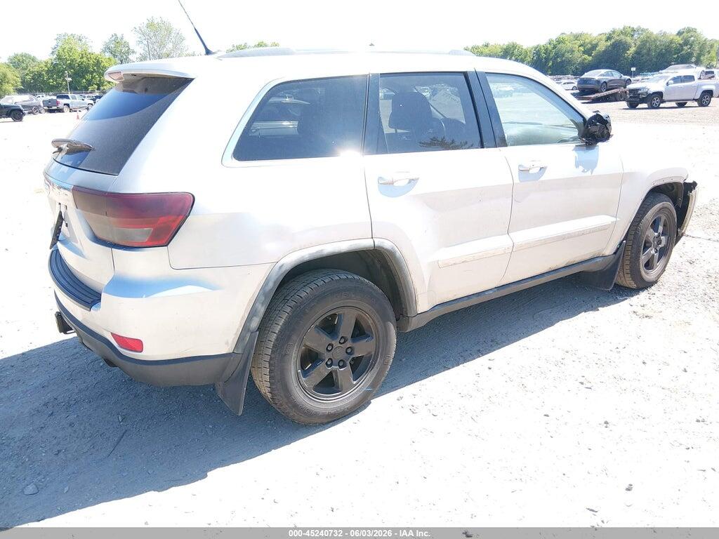 1J4RR4GG5BC519421 2011 JEEP GRAND CHEROKEE photo no. 4