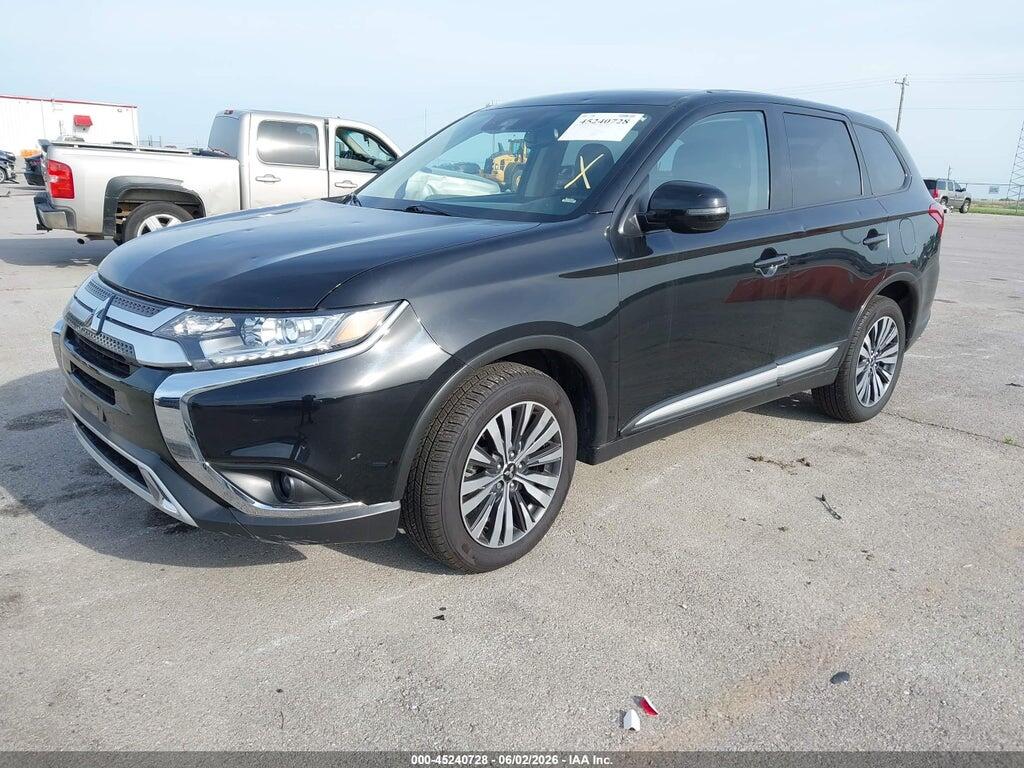 JA4AZ3A34LZ048888 2020 MITSUBISHI OUTLANDER photo no. 2
