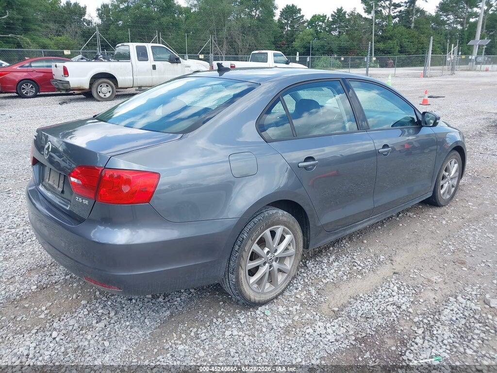 3VWDX7AJ7CM417062 2012 VOLKSWAGEN JETTA photo no. 4