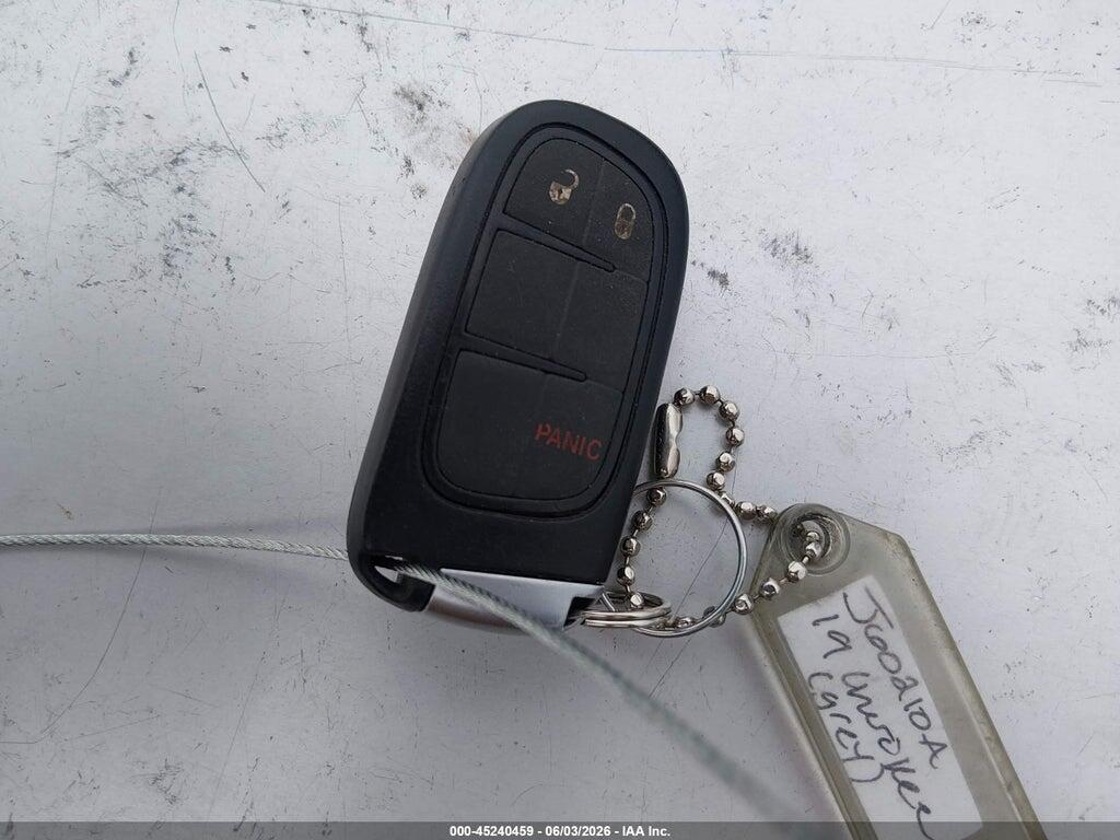 1C4PJMLB4KD402728 2019 JEEP CHEROKEE photo no. 11