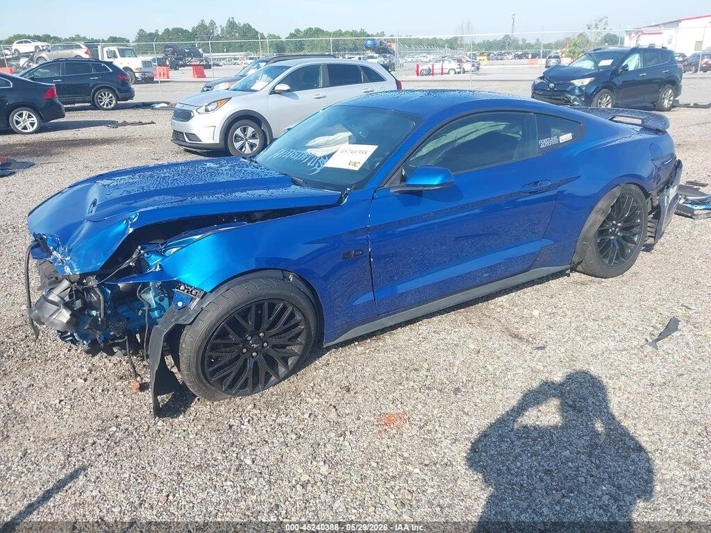 1FA6P8CF5H5262797 2017 FORD MUSTANG photo no. 2