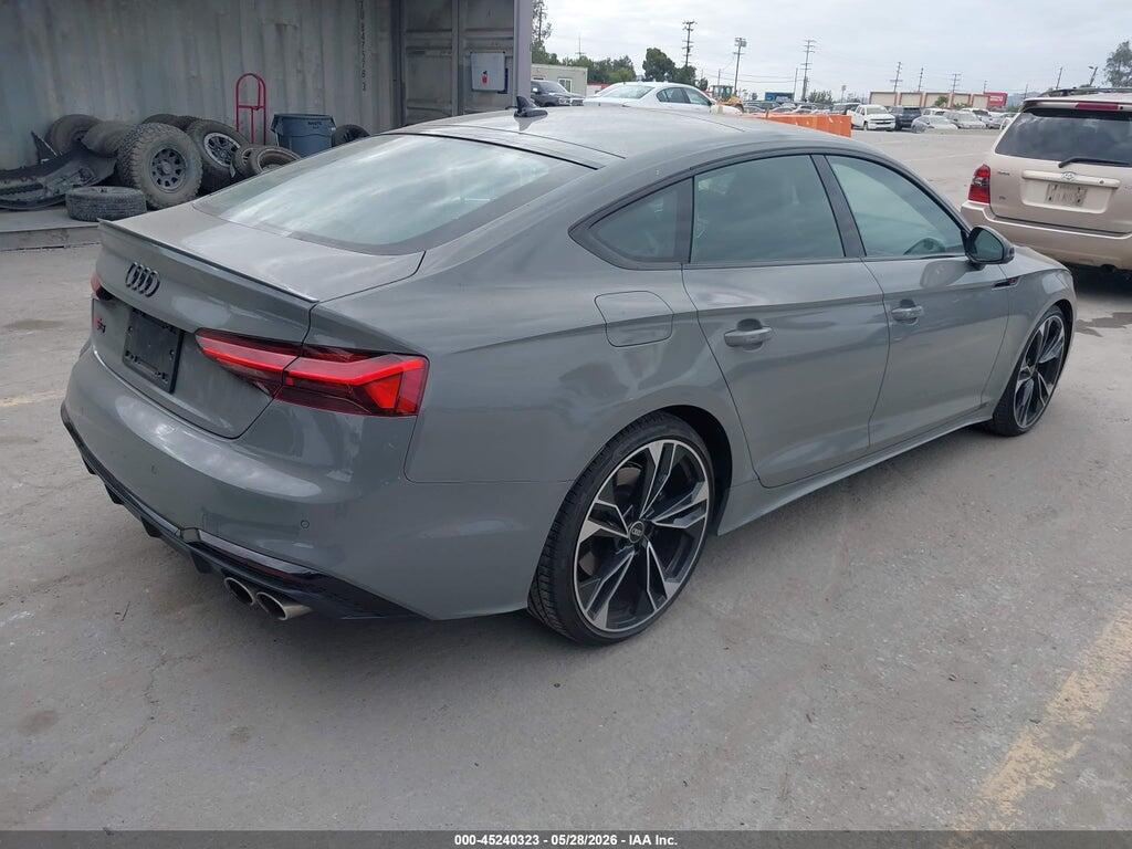 WAUC4CF5XNA040560 2022 AUDI S5 SPORTBACK photo no. 4