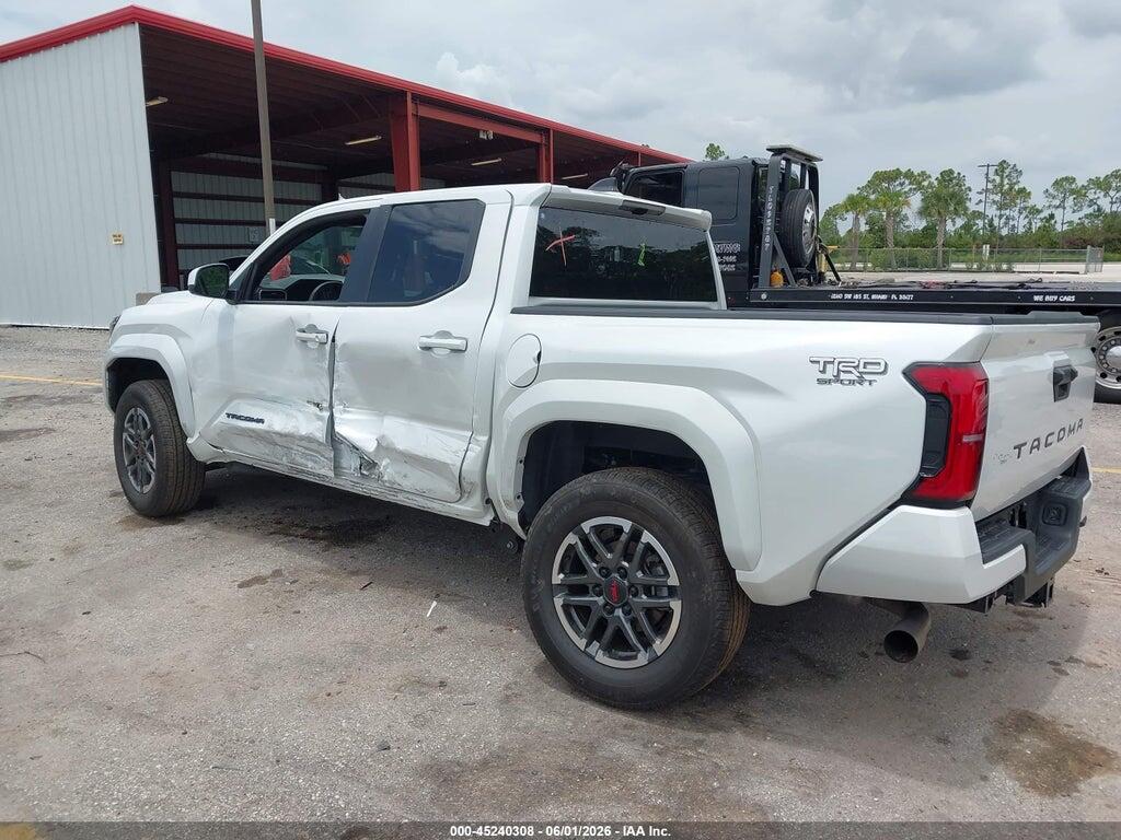 3TYKB5FN4ST028746 2025 TOYOTA TACOMA photo no. 3