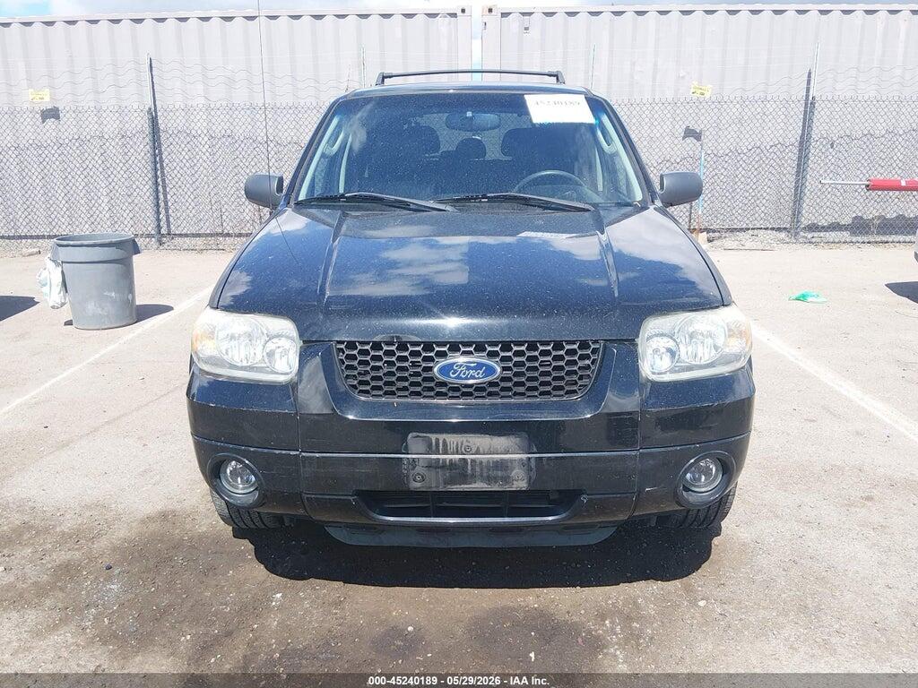 1FMCU94145KC29491 2005 FORD ESCAPE photo no. 12