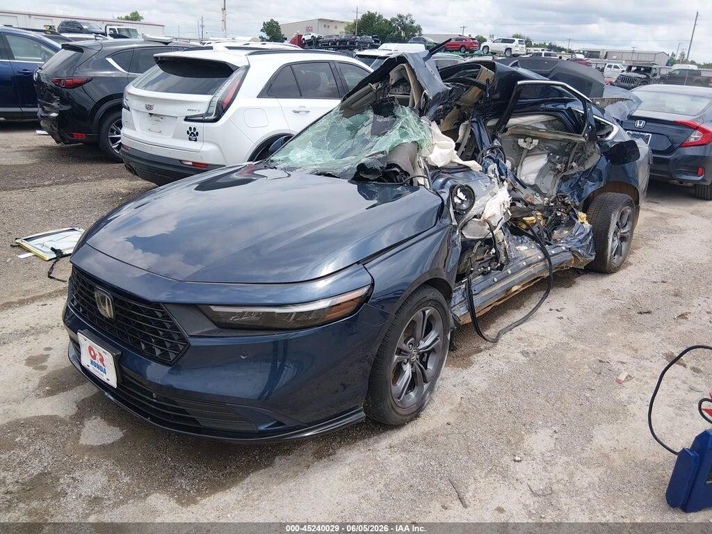 1HGCY2F65PA067597 2023 HONDA ACCORD HYBRID photo no. 2