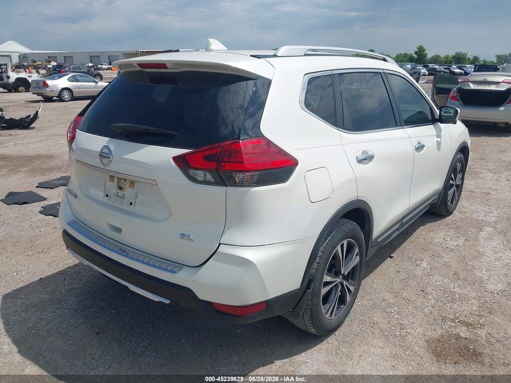 JN8AT2MT5HW149545 2017 NISSAN ROGUE photo no. 4