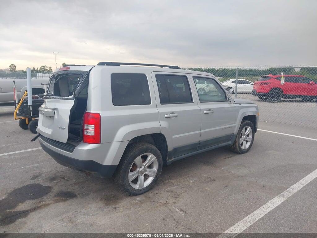 1J4NT1GB6BD203667 2011 JEEP PATRIOT photo no. 4