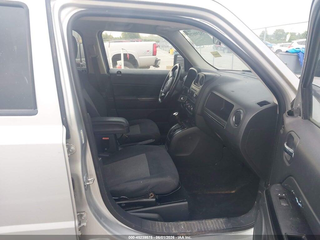 1J4NT1GB6BD203667 2011 JEEP PATRIOT photo no. 5