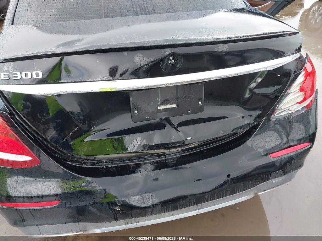 WDDZF4JB4JA310800 2018 MERCEDES-BENZ E 300 photo no. 6