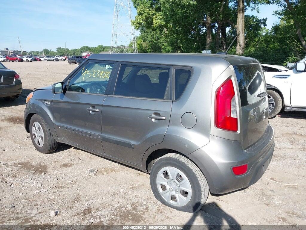 KNDJT2A52D7492464 2013 KIA SOUL photo no. 3