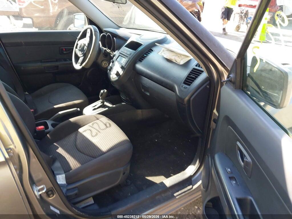 KNDJT2A52D7492464 2013 KIA SOUL photo no. 5
