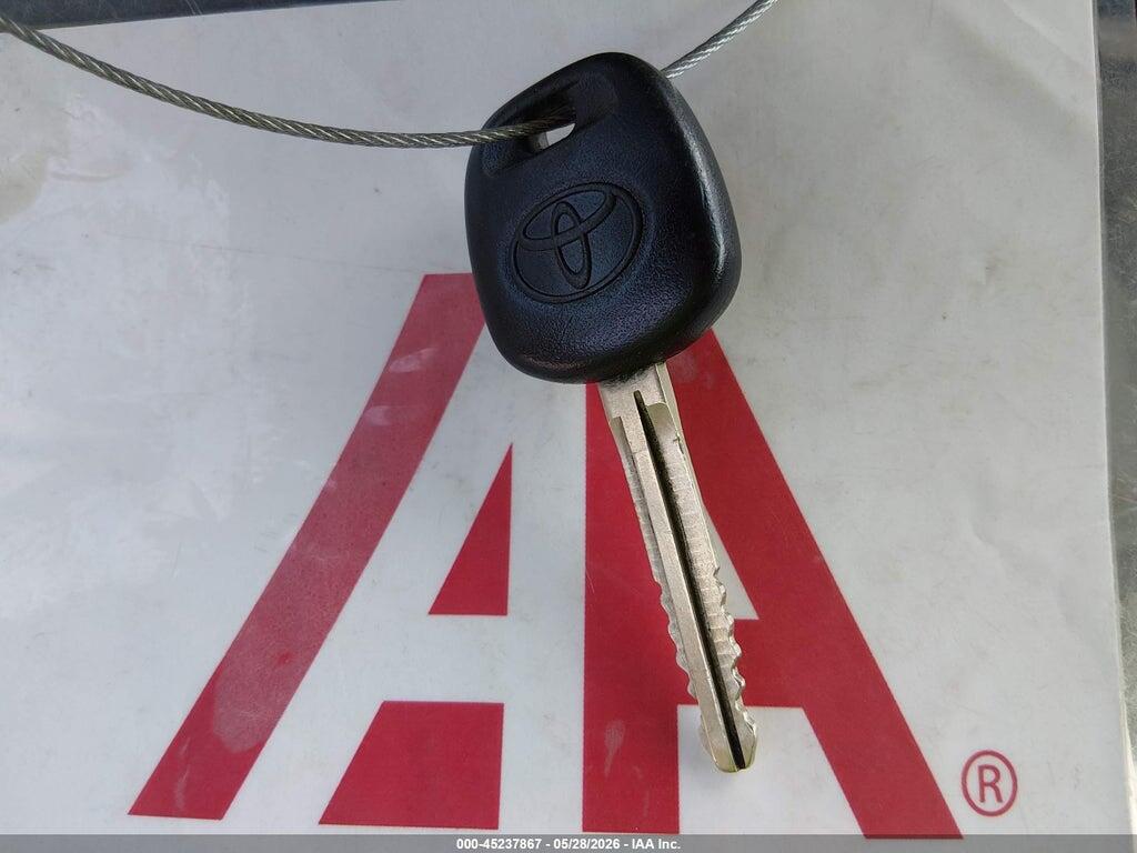5TDYK3DC2BS053267 2011 TOYOTA SIENNA photo no. 11