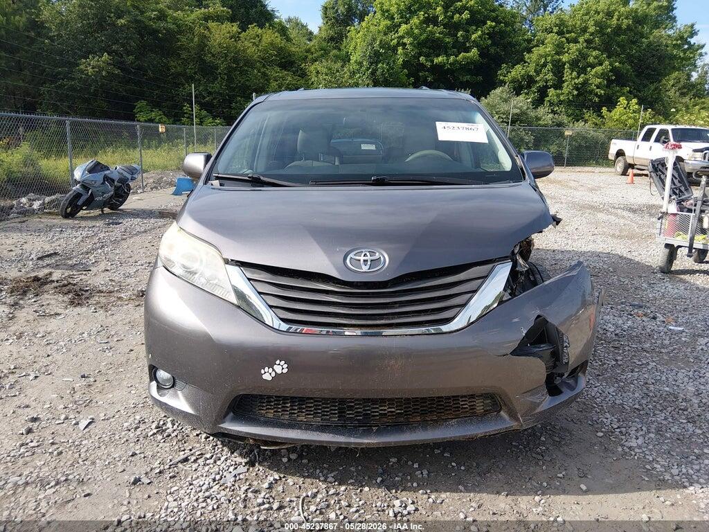 5TDYK3DC2BS053267 2011 TOYOTA SIENNA photo no. 12