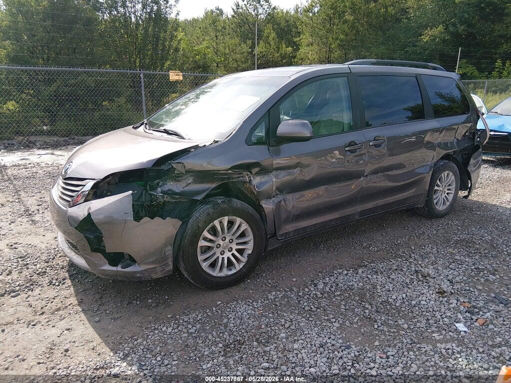 5TDYK3DC2BS053267 2011 TOYOTA SIENNA photo no. 6