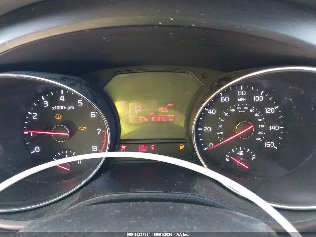 KNDMB5C19G6113904 2016 KIA SEDONA photo no. 7