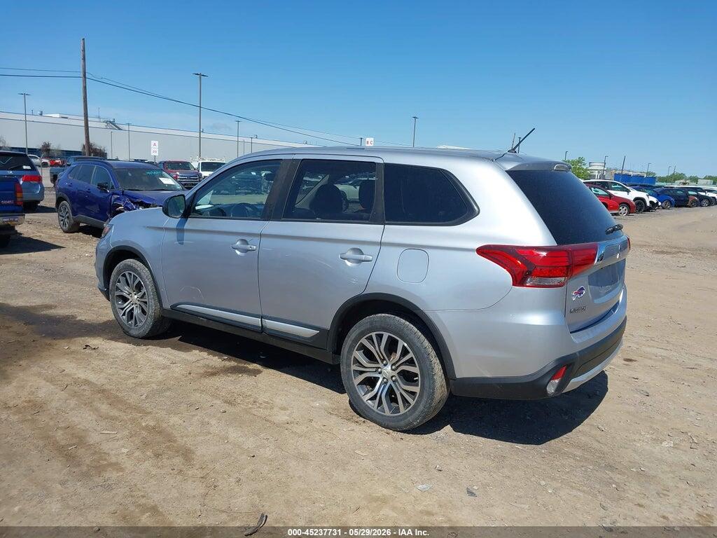 JA4AZ3A35GZ039543 2016 MITSUBISHI OUTLANDER photo no. 3