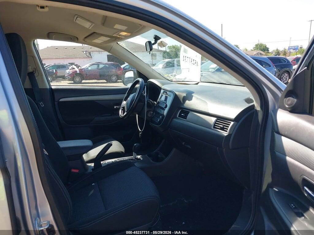 JA4AZ3A35GZ039543 2016 MITSUBISHI OUTLANDER photo no. 5
