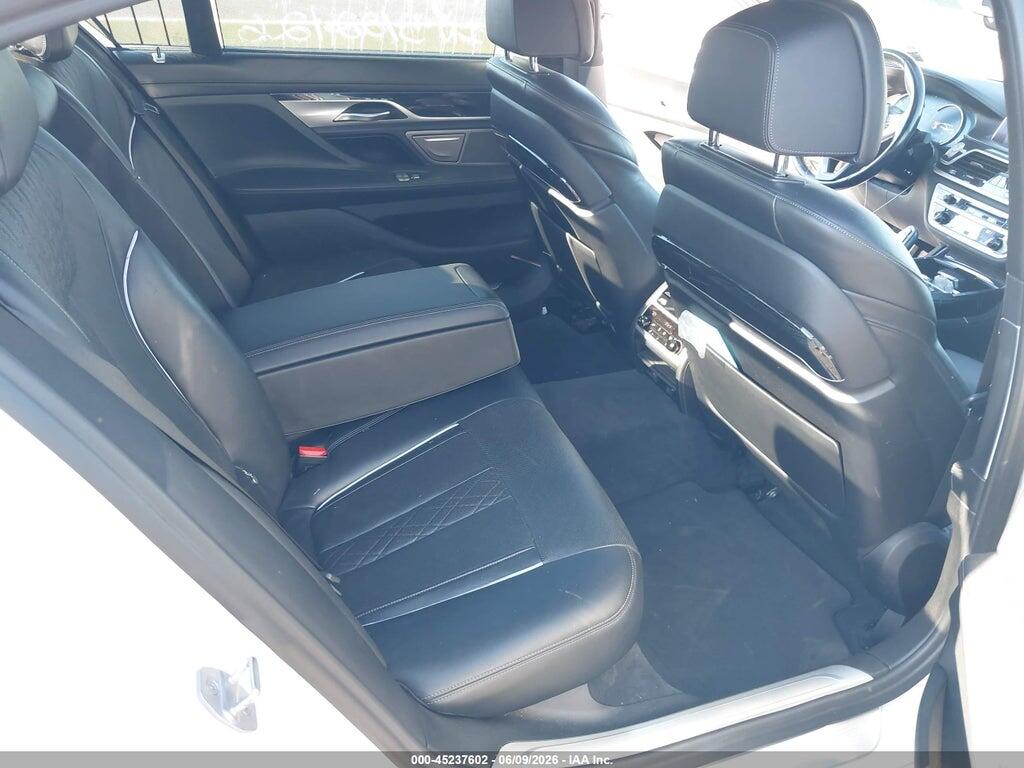 WBA7F2C5XKB240581 2019 BMW 750I photo no. 8