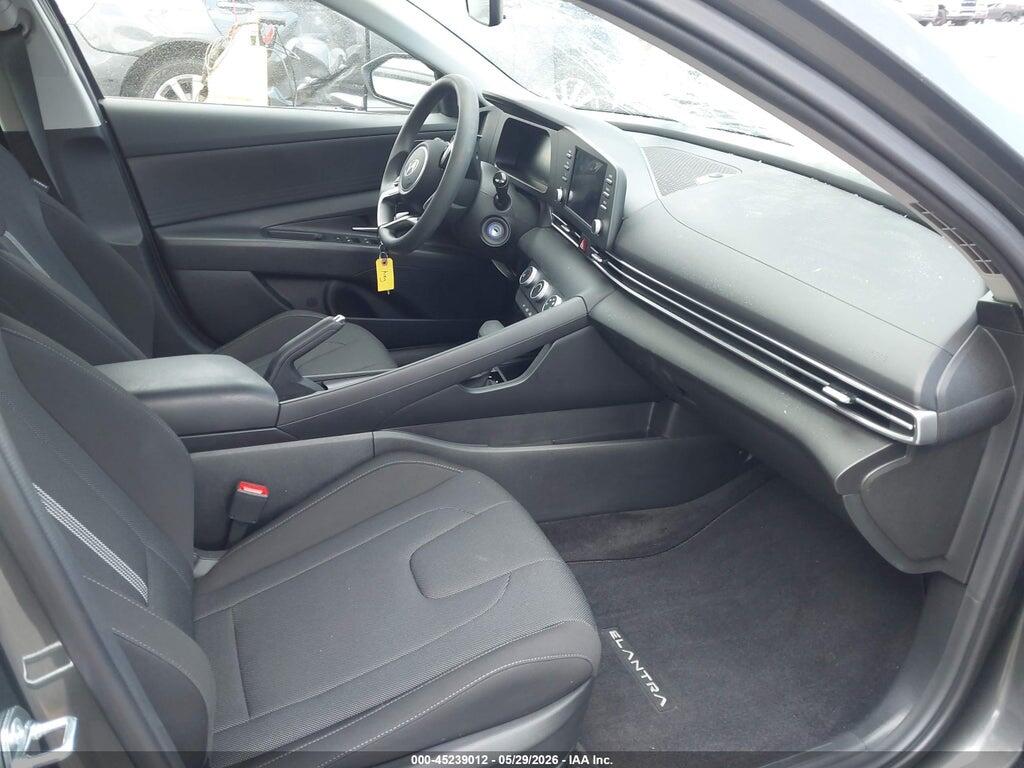 KMHLL4DG4RU795557 2024 HYUNDAI ELANTRA photo no. 5