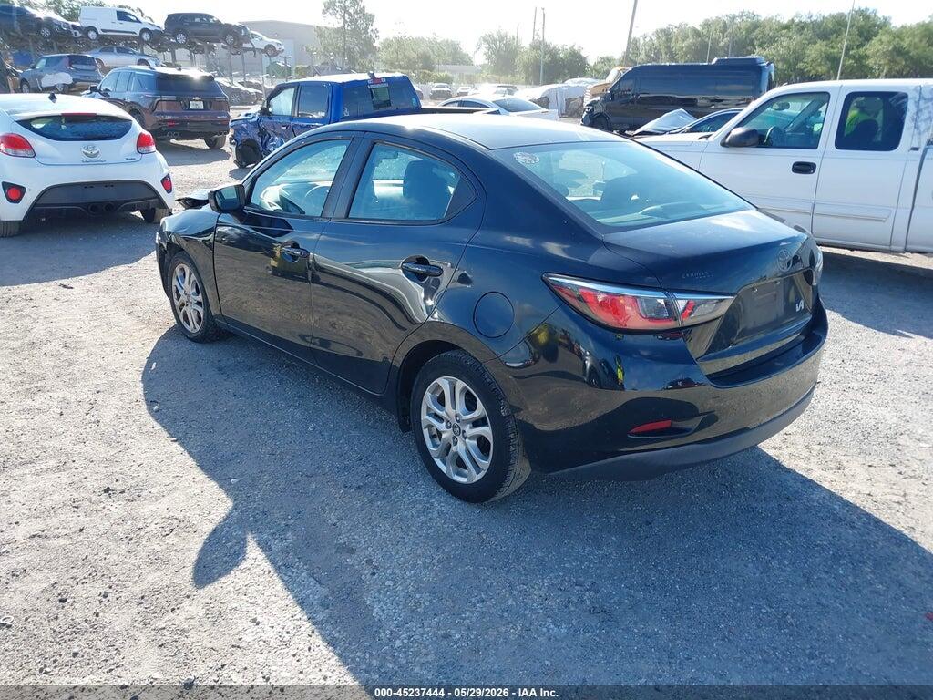 3MYDLBYV4HY188822 2017 TOYOTA YARIS IA photo no. 3