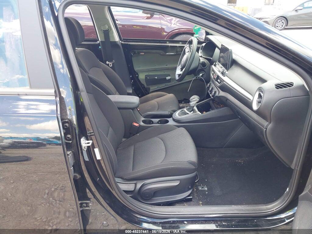 3KPF24AD9RE759831 2024 KIA FORTE photo no. 5
