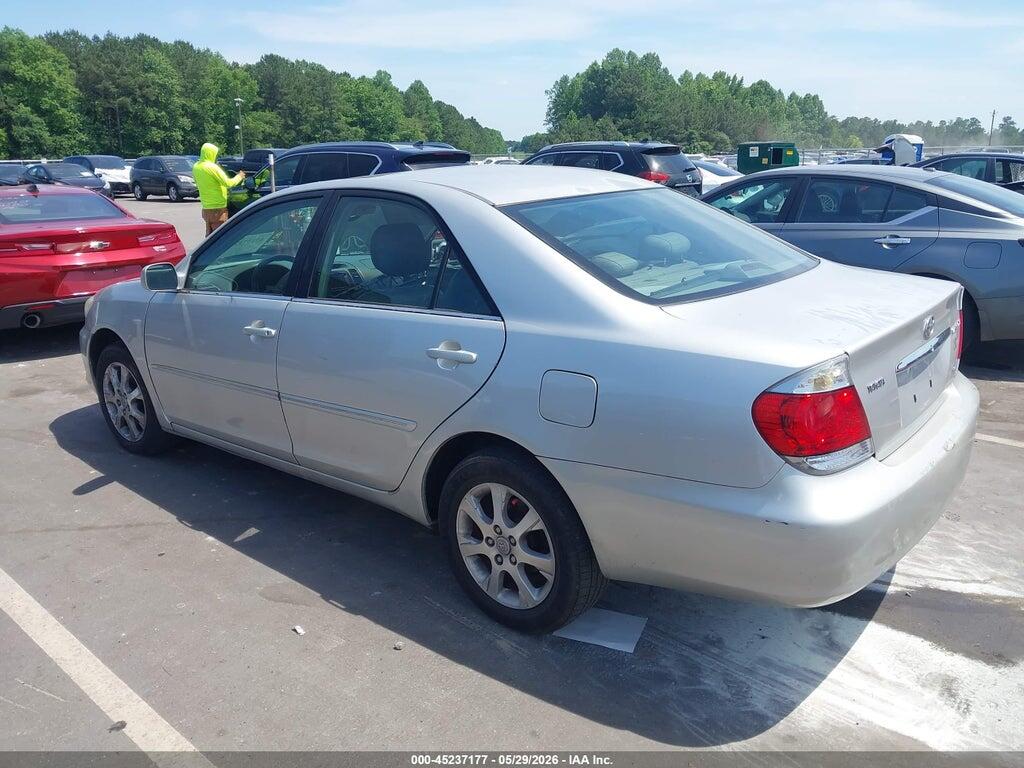 4T1BF30KX5U613166 2005 TOYOTA CAMRY photo no. 3