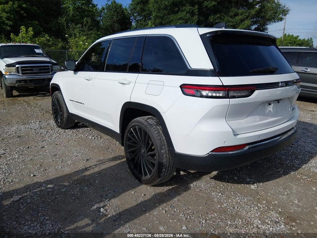 1C4RJGAG2PC542170 2023 JEEP GRAND CHEROKEE photo no. 3