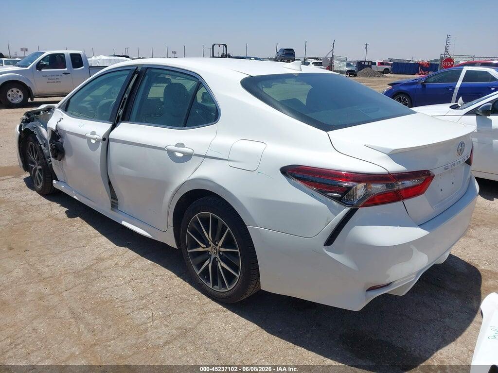 4T1G11AK2NU064893 2022 TOYOTA CAMRY photo no. 3
