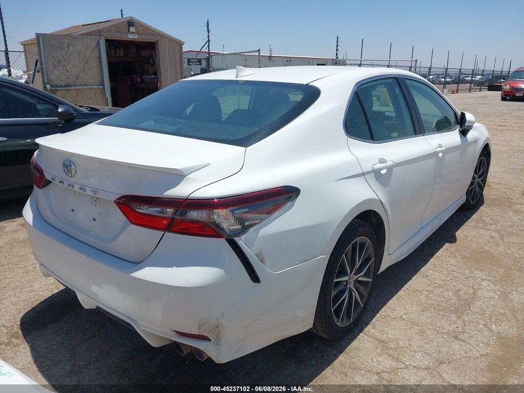 4T1G11AK2NU064893 2022 TOYOTA CAMRY photo no. 4