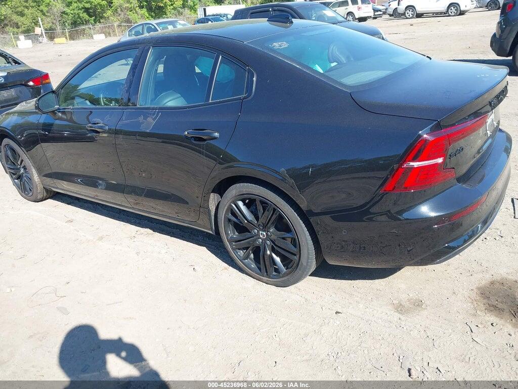 7JRL12TH8RG288539 2024 VOLVO S60 photo no. 3
