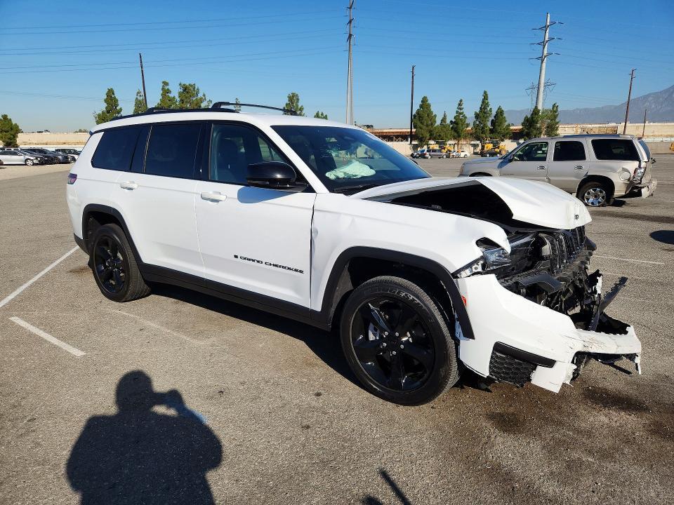 1C4RJJAG5P8806837 2023 JEEP GRAND CHEROKEE photo no. 4