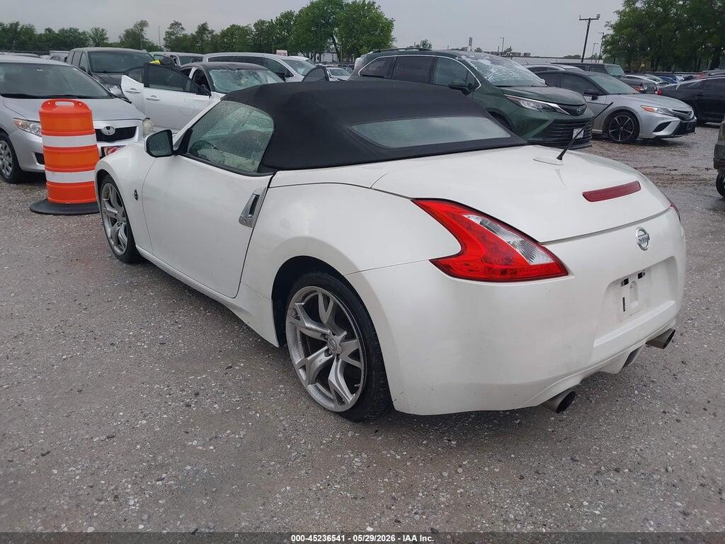 JN1AZ4FH0AM301993 2010 NISSAN 370Z photo no. 3