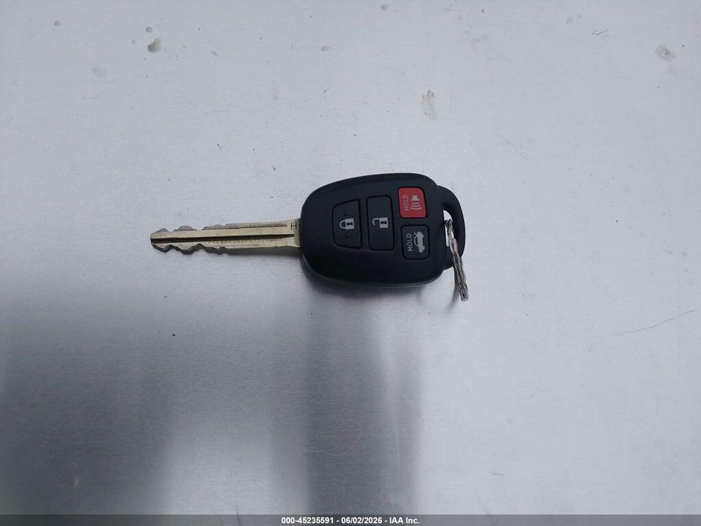 4T4BF1FKXFR460680 2015 TOYOTA CAMRY photo no. 11