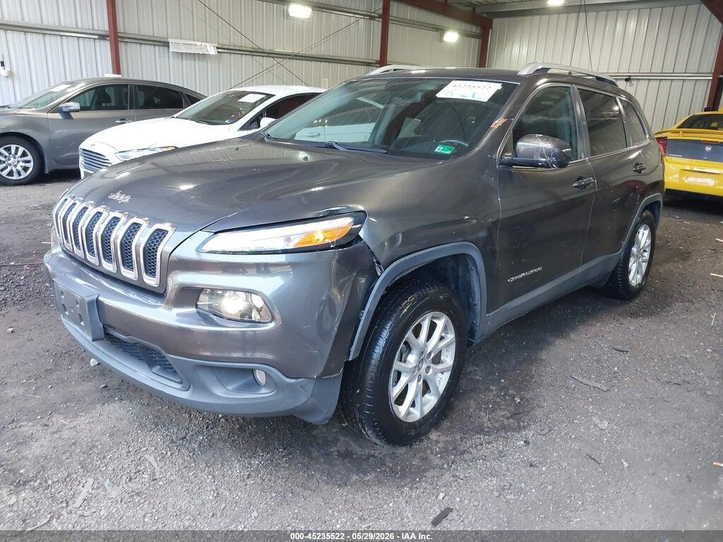 1C4PJMCS7HW608879 2017 JEEP CHEROKEE photo no. 2