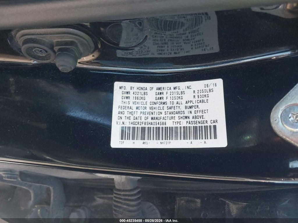 1HGCR2F85HA054588 2017 HONDA ACCORD photo no. 9