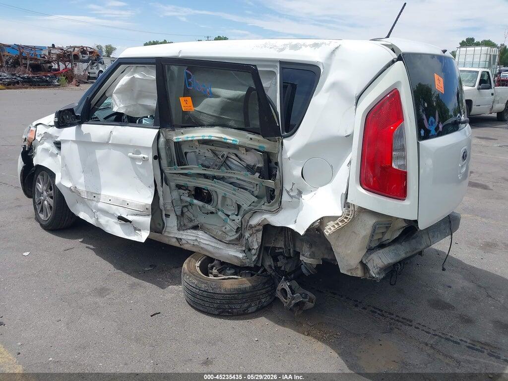 KNDJT2A62D7507909 2013 KIA SOUL photo no. 3