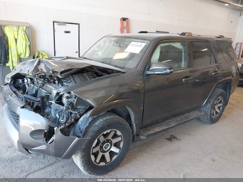 JTEBU5JR5H5454455 2017 TOYOTA 4RUNNER photo no. 2