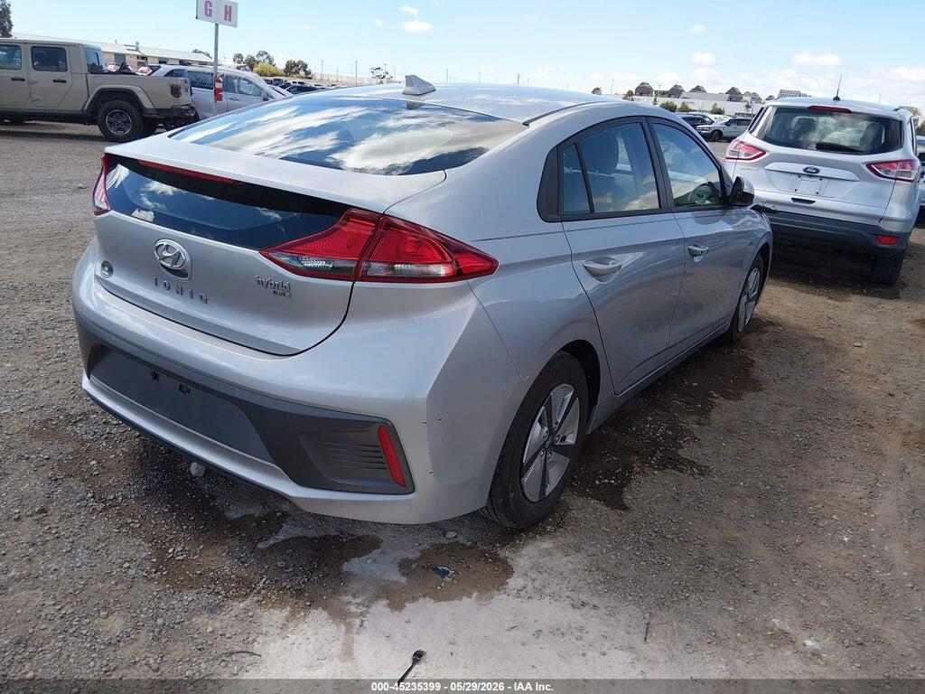 KMHC65LCXLU225923 2020 HYUNDAI IONIQ HYBRID photo no. 4