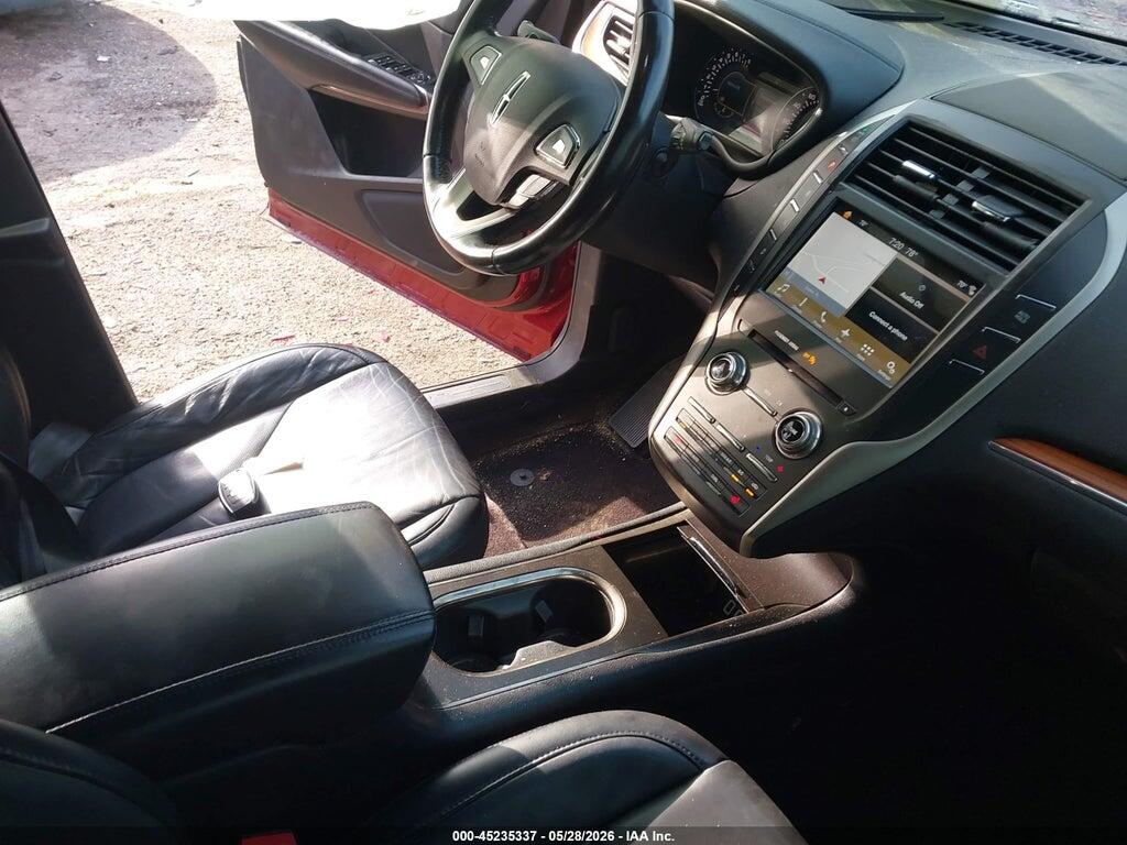 5LMCJ2D92HUL03342 2017 LINCOLN MKC photo no. 5