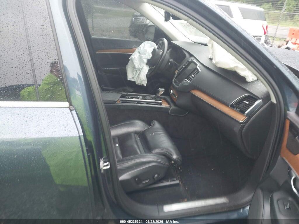 YV4A22PL0K1458402 2019 VOLVO XC90 photo no. 5
