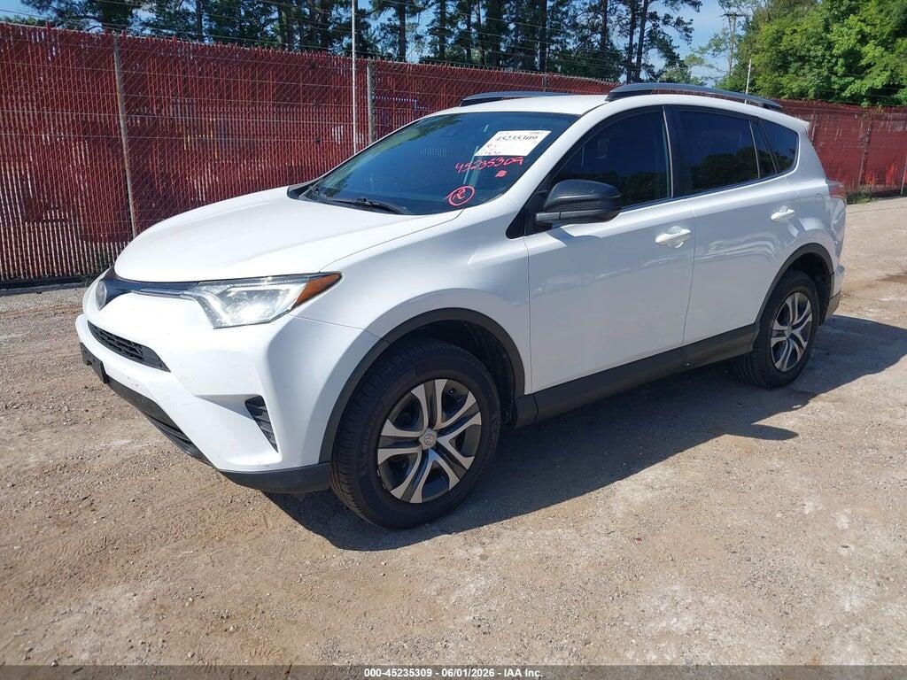 2T3ZFREV3HW354956 2017 TOYOTA RAV4 photo no. 2