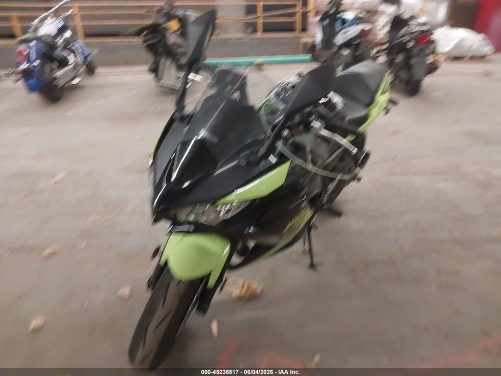 ML5EXEP1XTDAH5713 2026 KAWASAKI EX650 photo no. 2