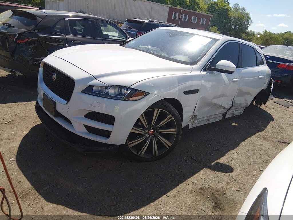 SADCK2BV9HA068254 2017 JAGUAR F-PACE photo no. 2