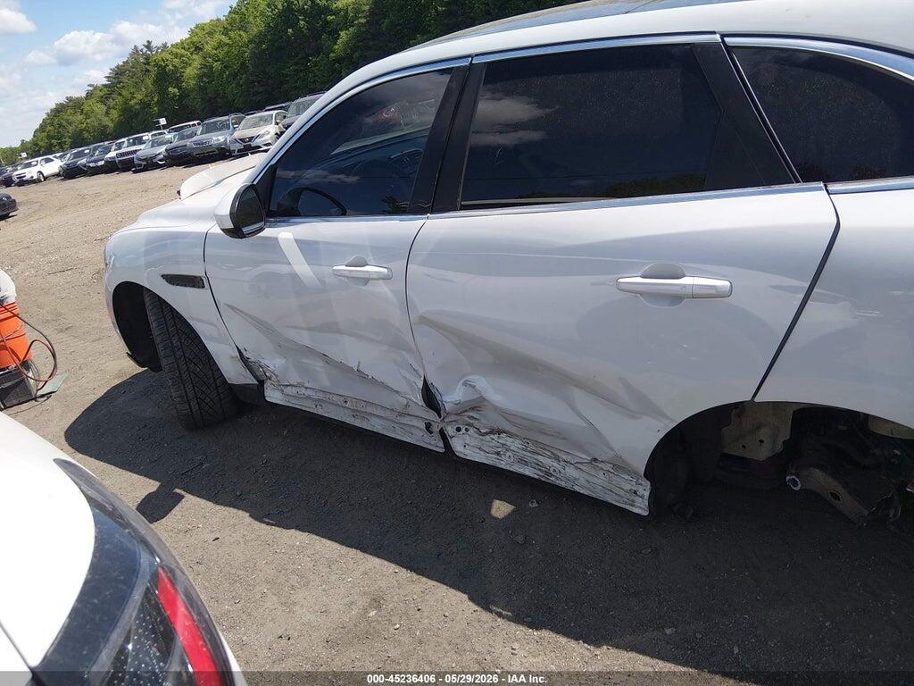SADCK2BV9HA068254 2017 JAGUAR F-PACE photo no. 6