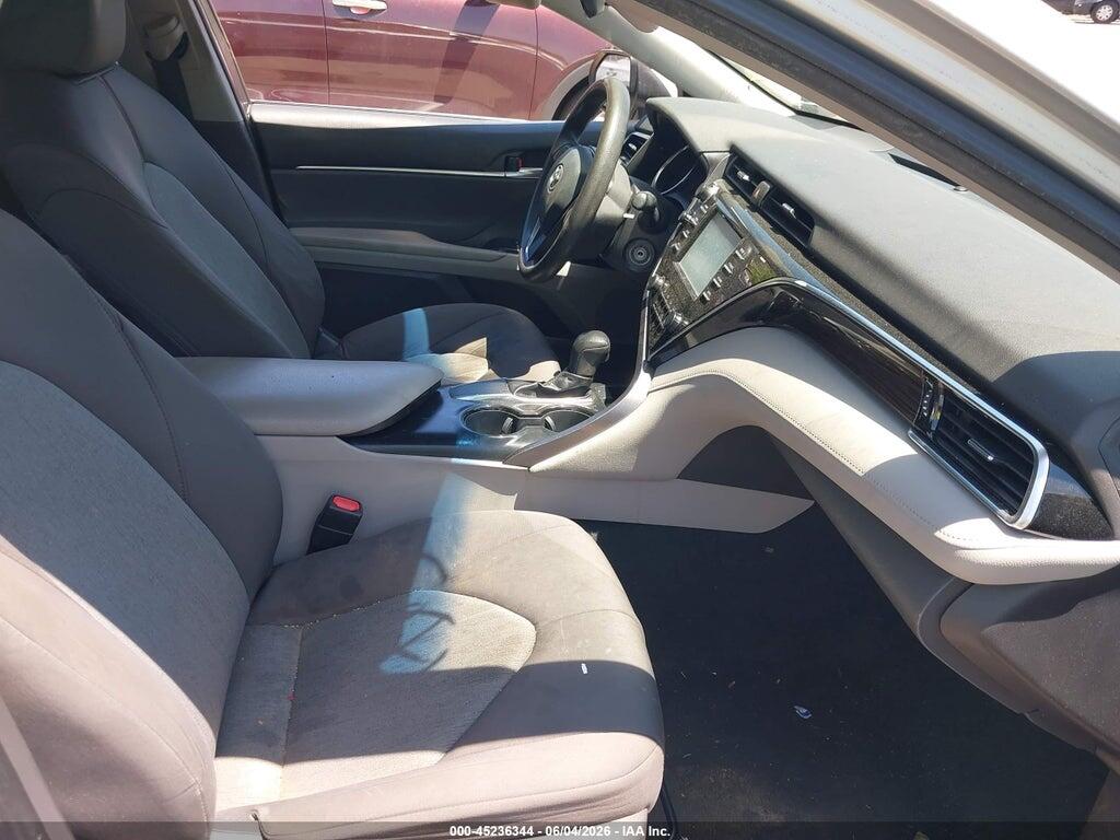 4T1B11HK4JU106944 2018 TOYOTA CAMRY photo no. 5