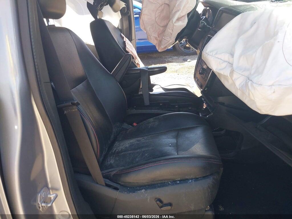 2C4RDGEG3JR284158 2018 DODGE GRAND CARAVAN photo no. 5