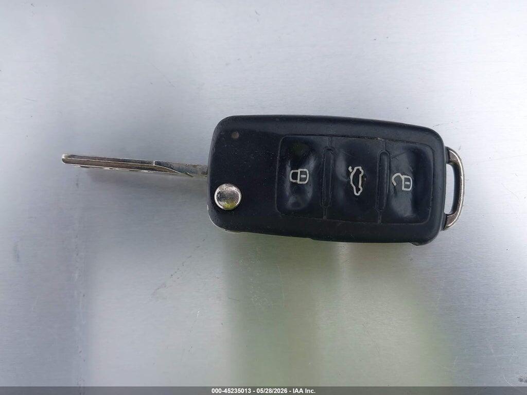 1VWBP7A3XDC047673 2013 VOLKSWAGEN PASSAT photo no. 11